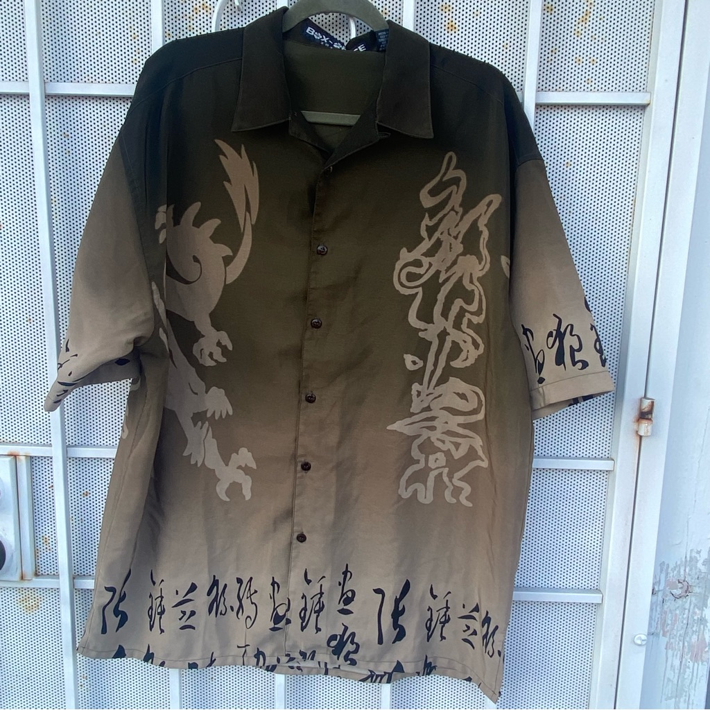 Box Office Island Mens Shirt Dragon Asian L Short Sleeve Olive Green Ombre Color